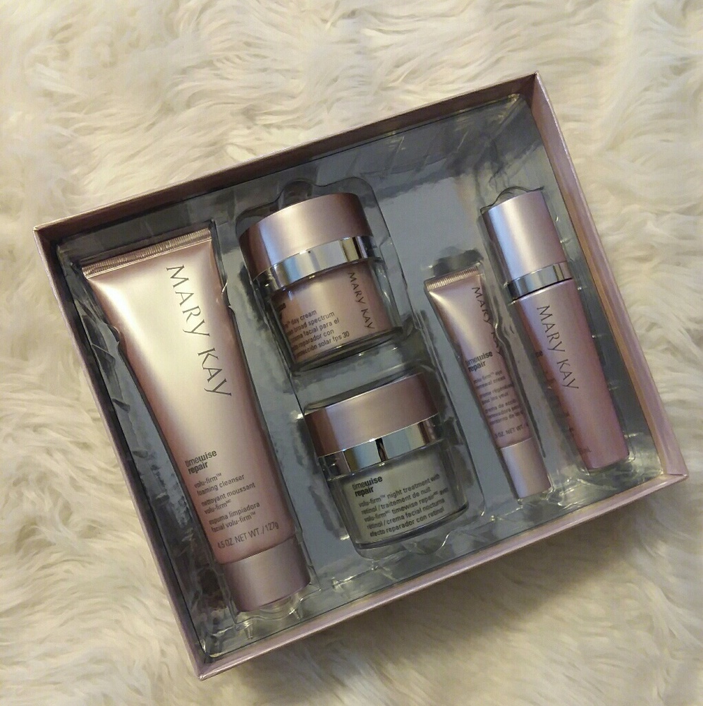 Mary Kay Timewise Repair Volu-firm Set